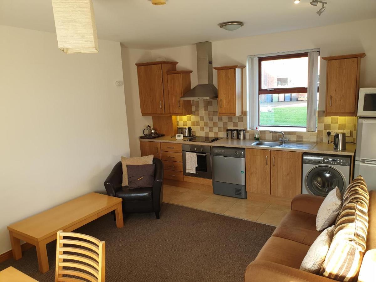 The Stables Apartments Donaghcloney エクステリア 写真